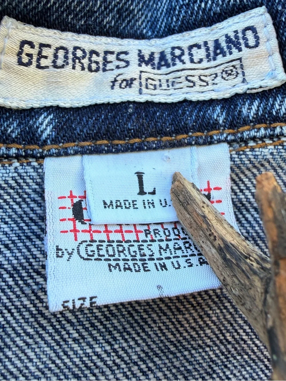 Guess? Vintage 90’s Acid Wash Cropped Denim Jacket - Blue Size Large - Picture 3 of 6